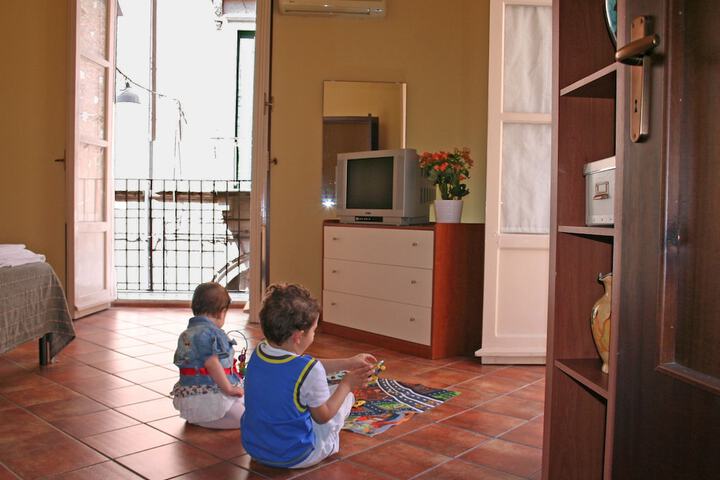 Room 15 of 40