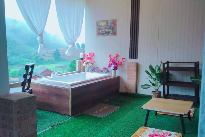 Room 19 of 39