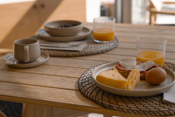 Breakfast/Coffee Service 52 of 60