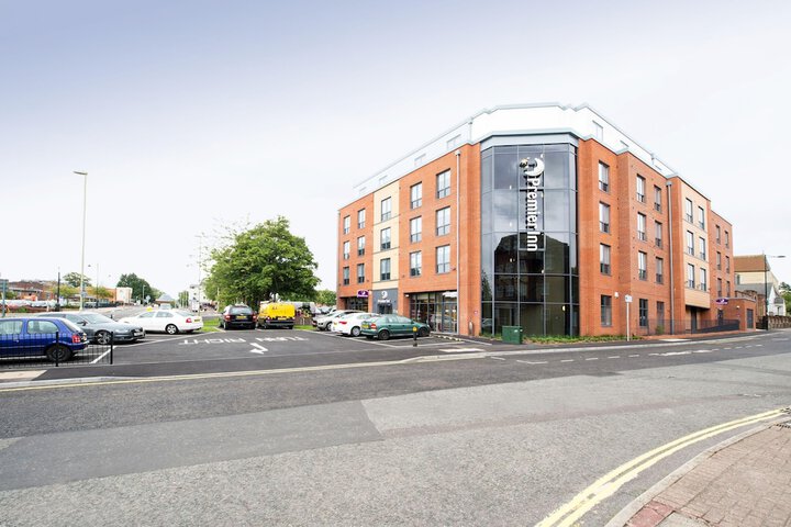 Premier Inn Basingstoke Town Centre