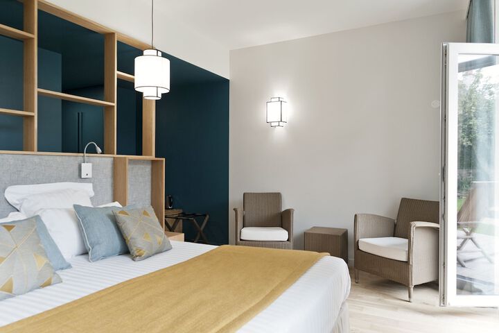 Room 3 of 46