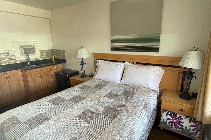 Room 22 of 66