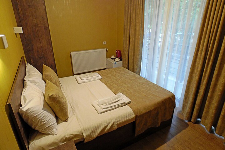 Room 7 of 20