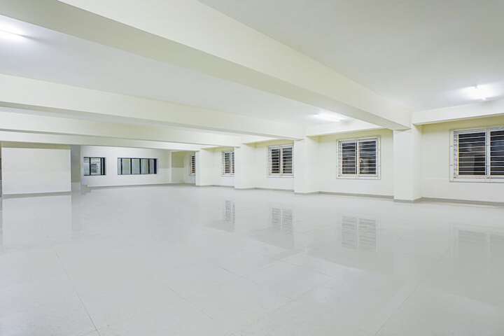 Ballroom/Hall 51 of 55