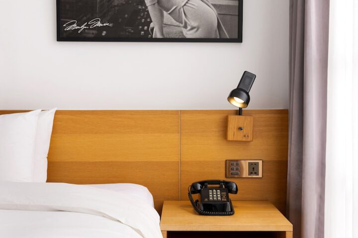 Room 49 of 151