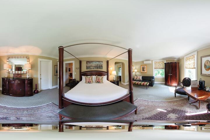 Room 18 of 59