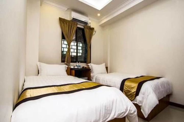 Room 4 of 58