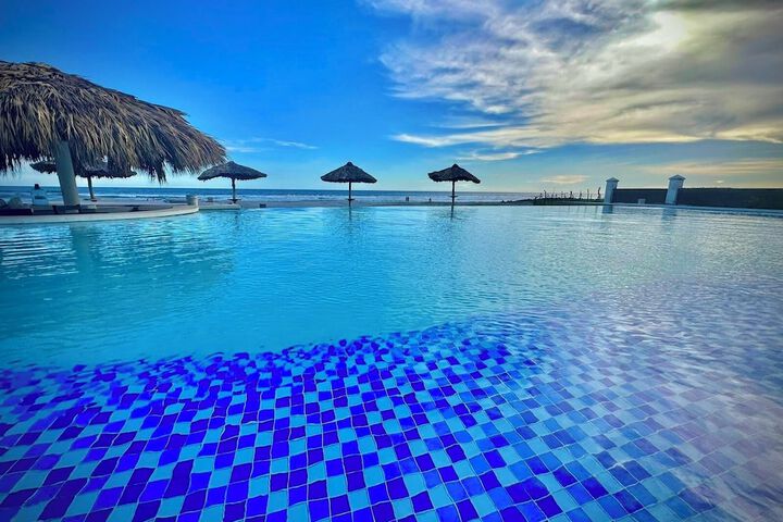 Pool 94 of 189