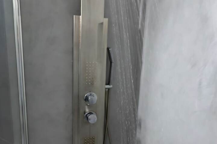 Room 109 of 137