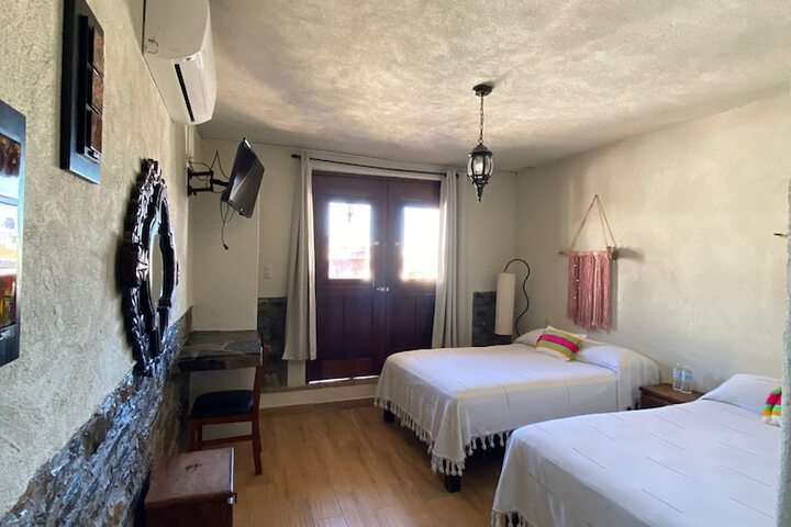 Room 5 of 20