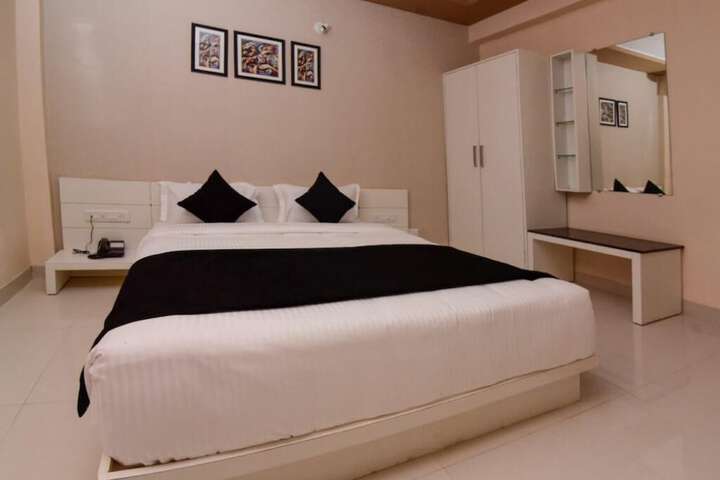 GG Residency