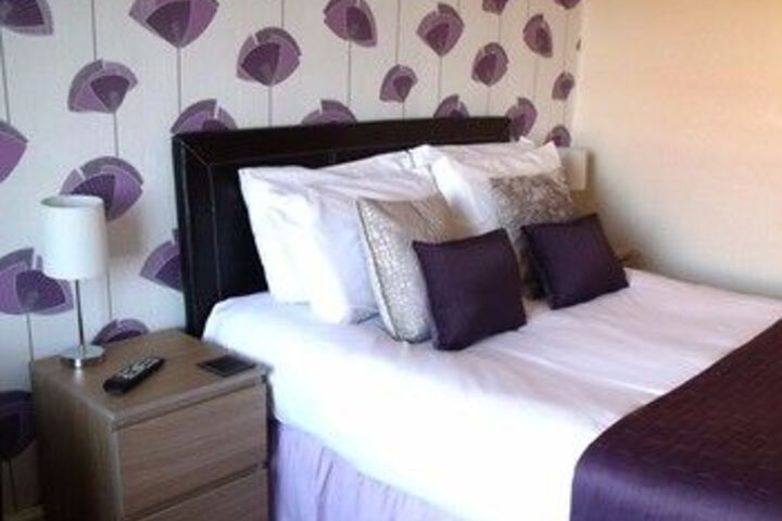 Room 44 of 63