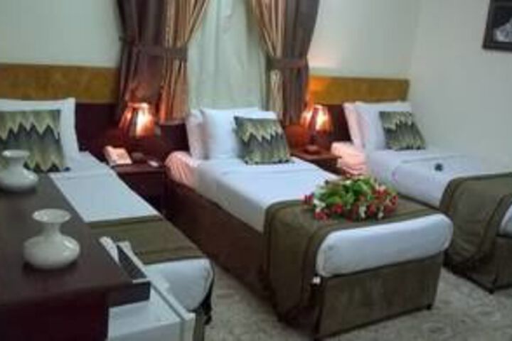 Room 12 of 24
