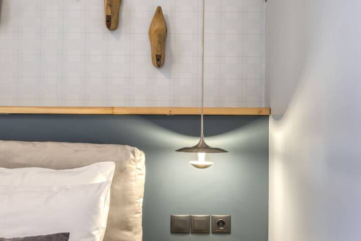 Room 60 of 221