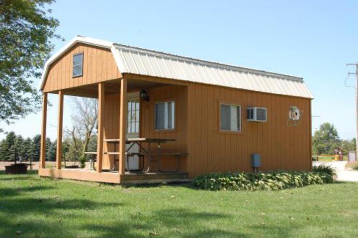 OConnell's Yogi Bear Lakefront Cabin 12 in Inlet, IL