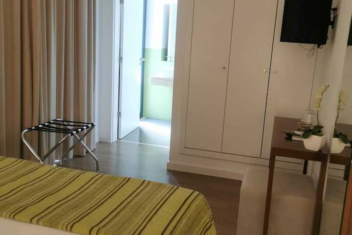 Room 20 of 72