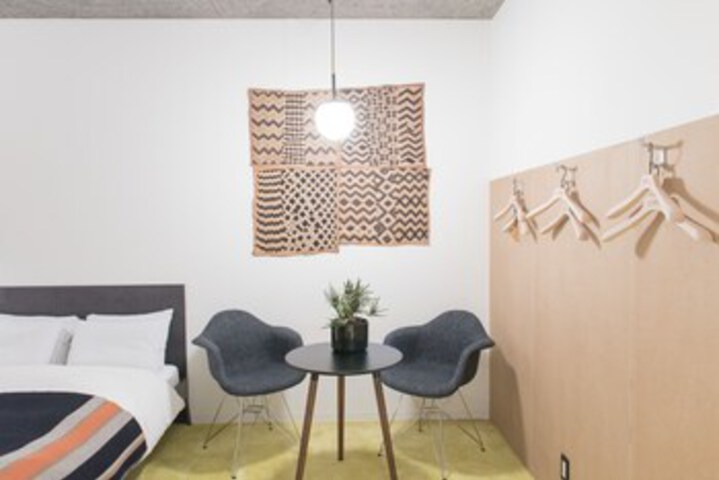 Room 207 of 214