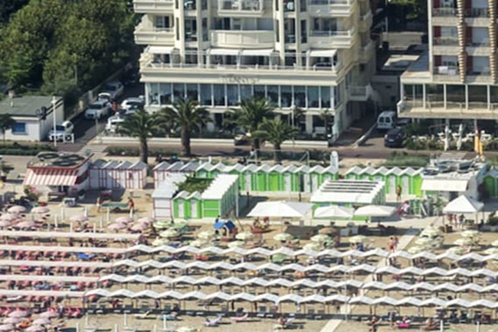 Hotel 142 of 145