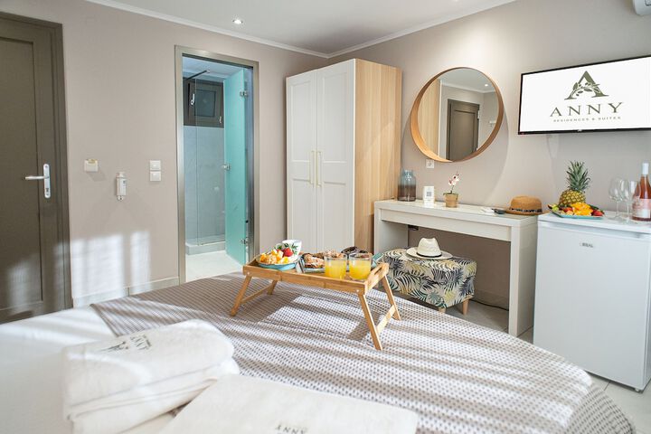 Room 7 of 204