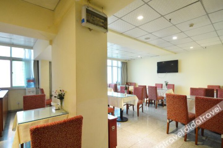 Hanting Hotel Zhengzhou Railway Station