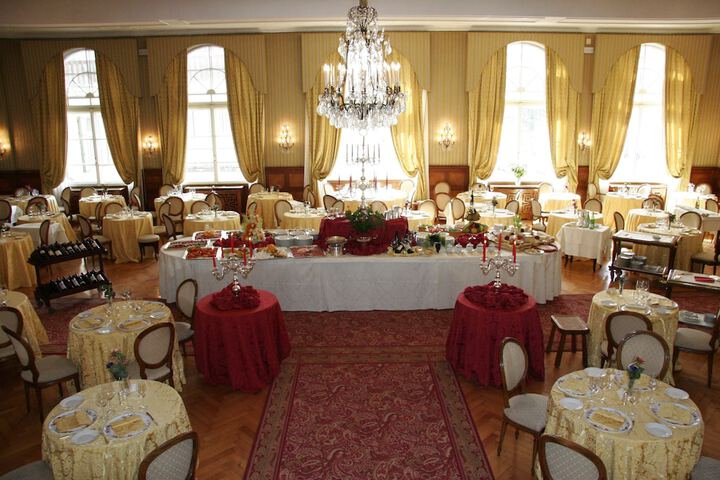 Dining 111 of 161