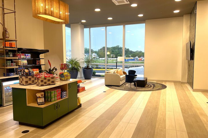 Lobby Entry