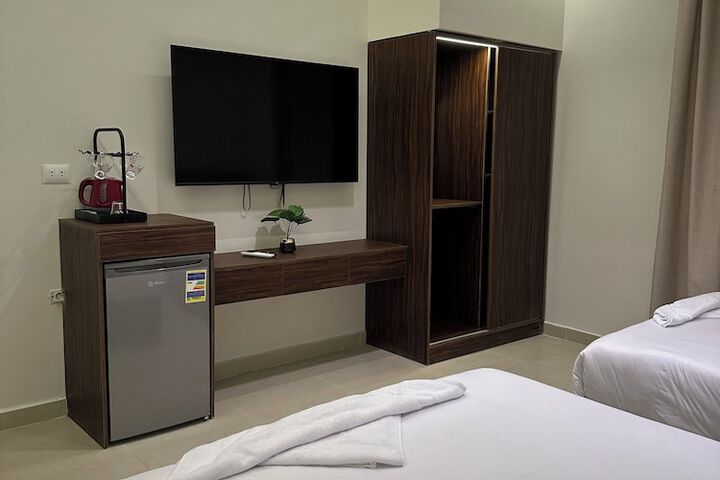 Room 17 of 23