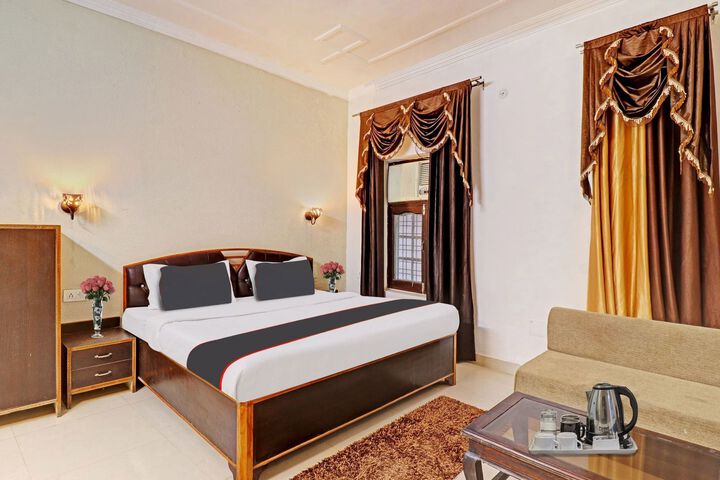 Room 14 of 19