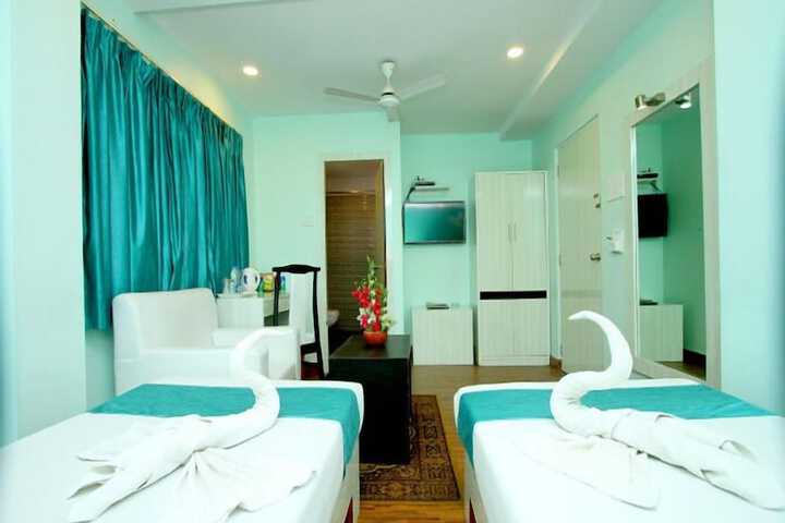 Room 20 of 33