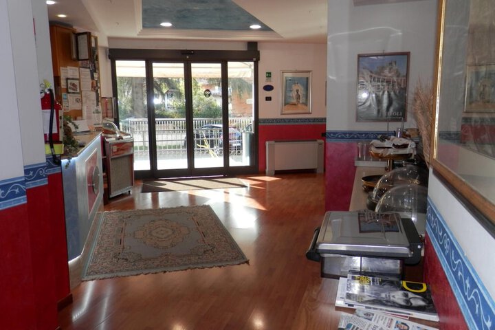 Guest Lobby