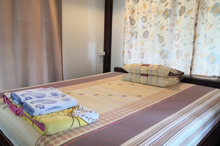Room 2 of 13