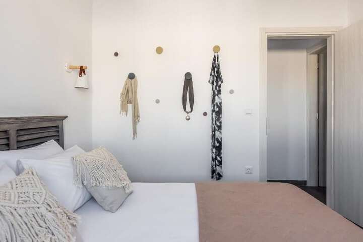 Room 5 of 46