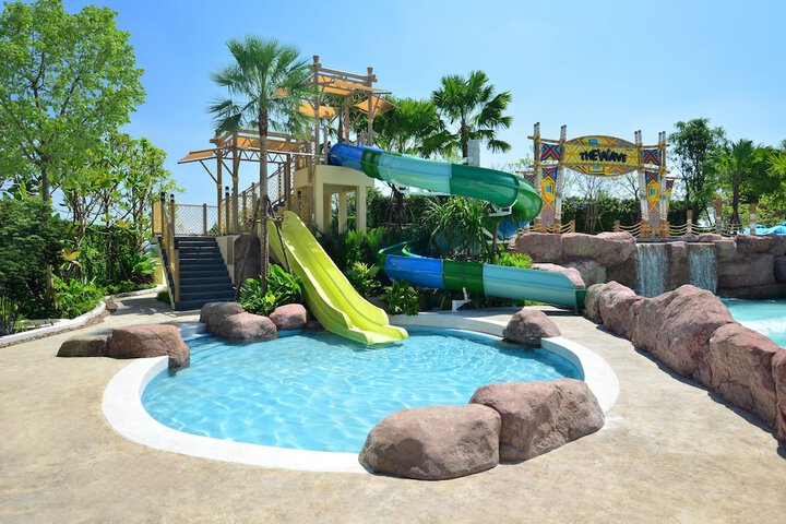 Pool 44 of 97
