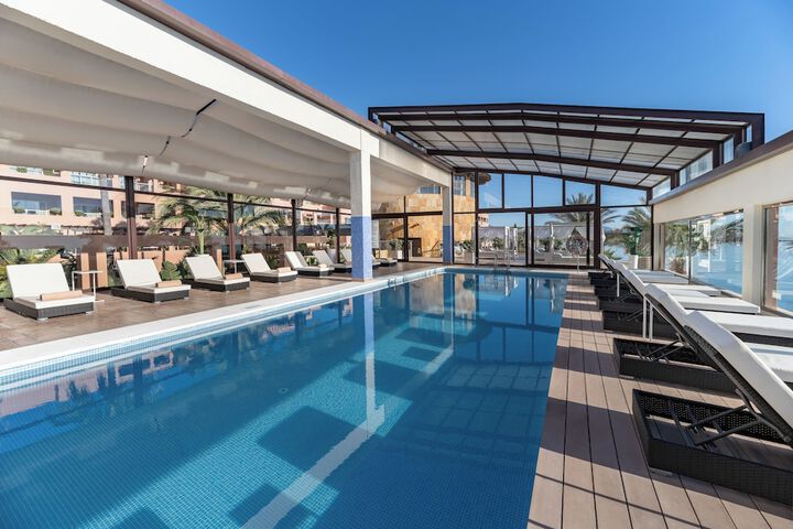 Hotel with Pool