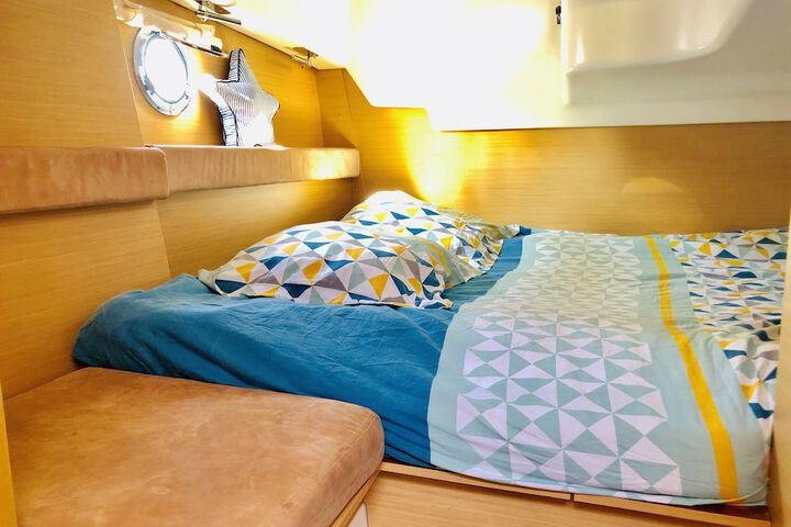 Room 4 of 18
