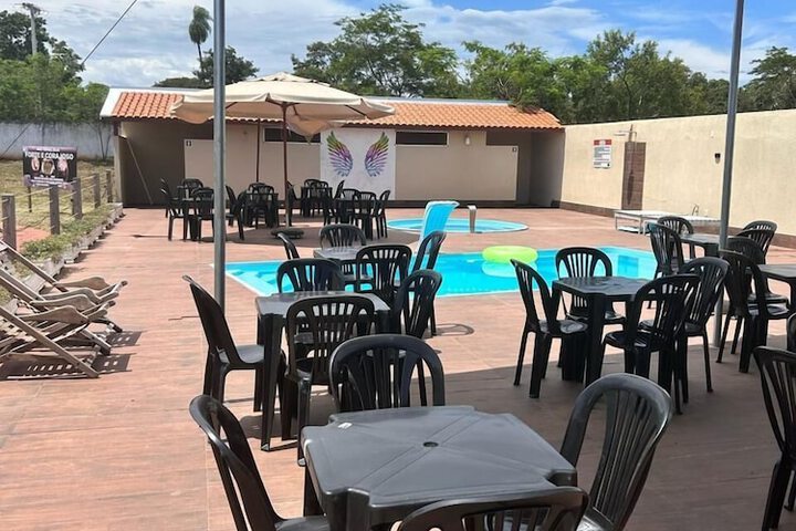 Pool 13 of 25