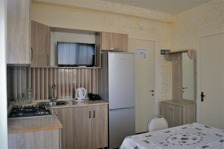 Room 49 of 66
