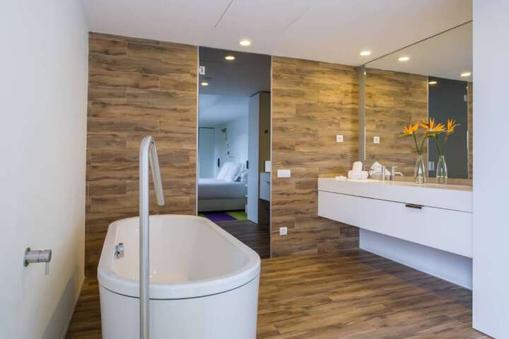 Bath Photo