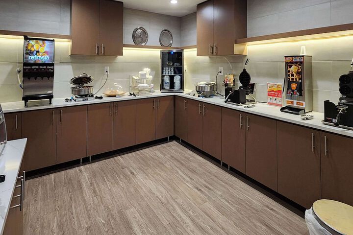 Breakfast area