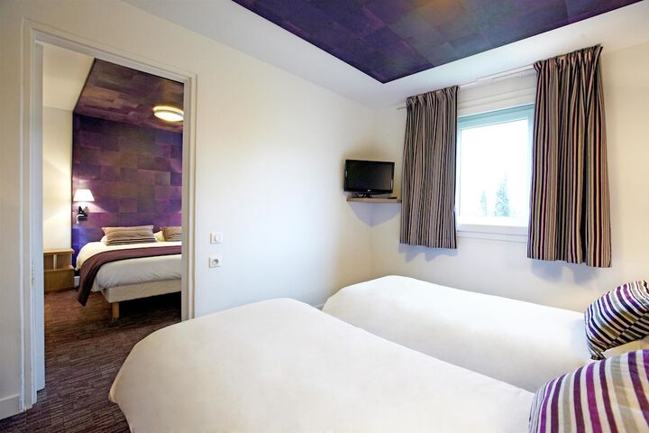 Room 7 of 29