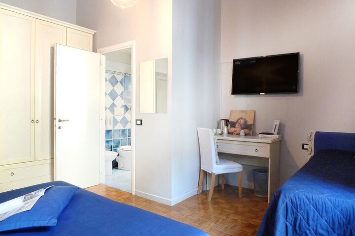 Room 17 of 155