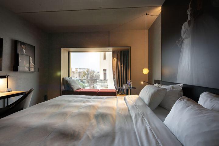 Room 19 of 117