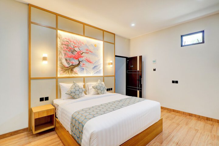 Room 10 of 36