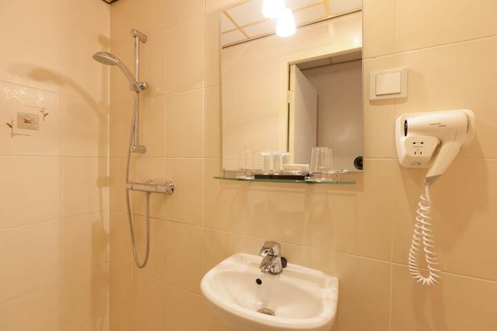 Clean Restrooms