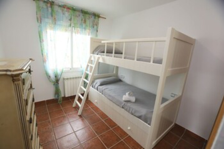Room 36 of 49