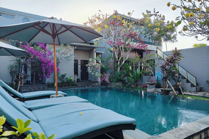Pool 43 of 57
