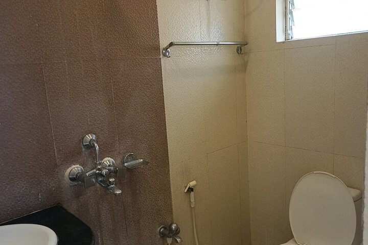 Room 16 of 20