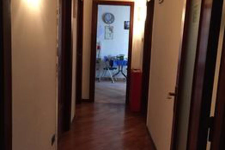 Ballroom/Hall 18 of 25