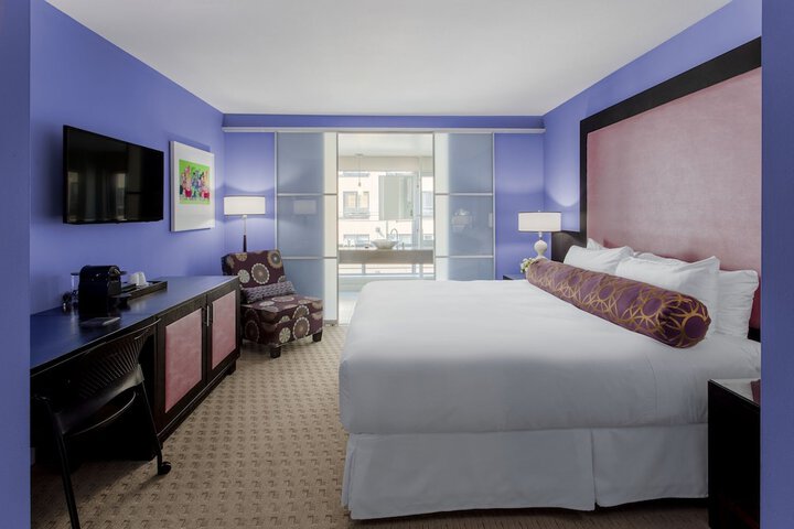 Room 18 of 79