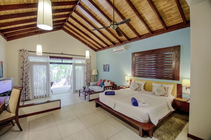 Room 3 of 150